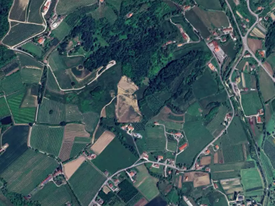 Immagine 19 di Terreno agricolo in vendita  in Via Pra' da Forno a Cappella Maggiore