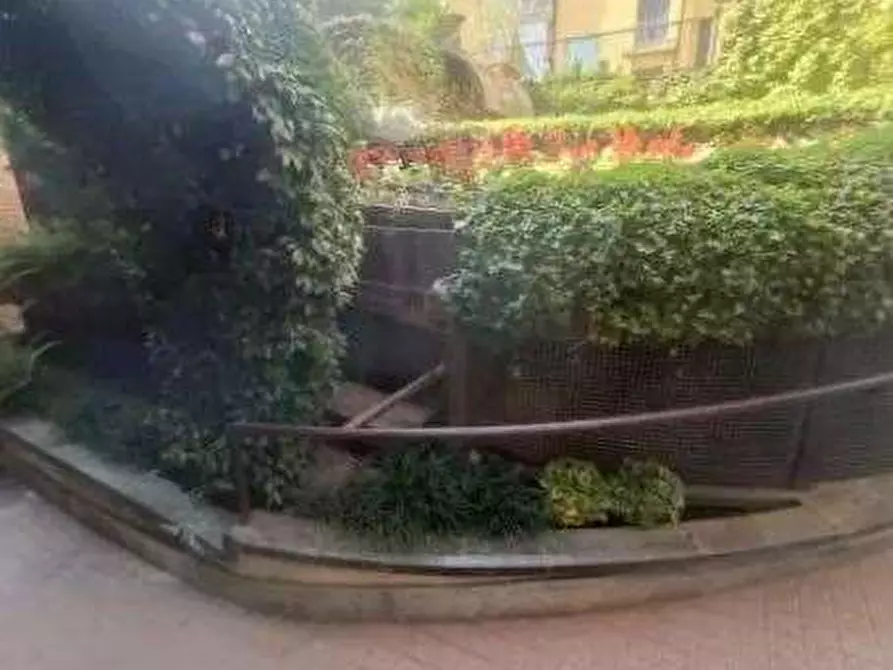 Immagine 4 di Garage in vendita  in Via Principi d’Acaja a Torino