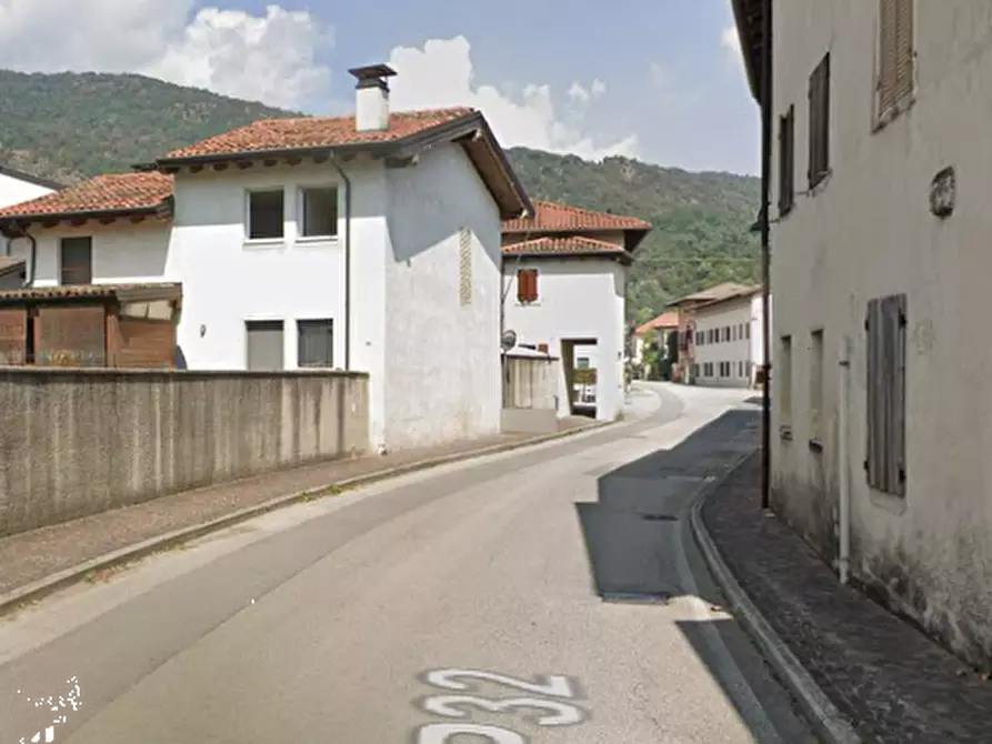 Immagine 2 di Appartamento in vendita  in Via Roma a Travesio