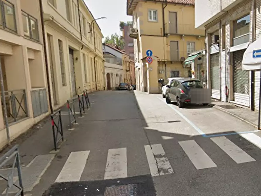 Immagine 15 di Appartamento in vendita  in Via della Fontana a Asti