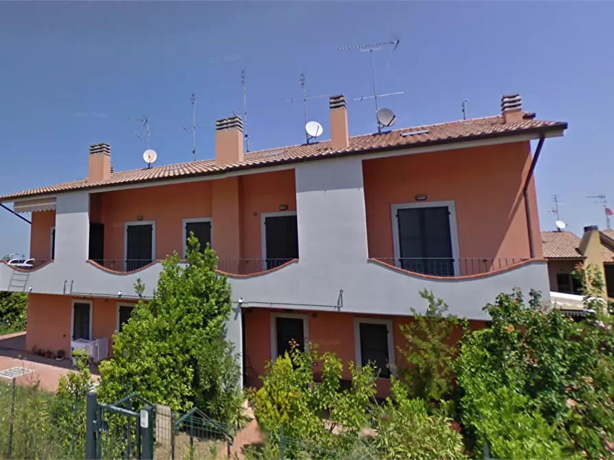 Immagine 8 di Appartamento in vendita  in Via Sardegna a San Costanzo