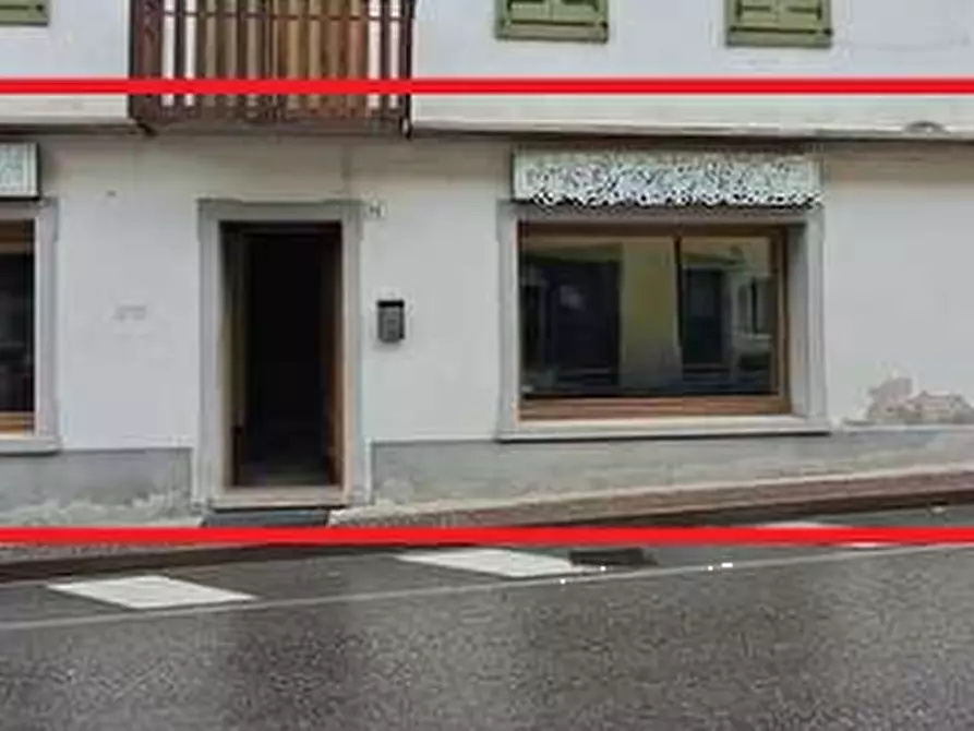 Immagine 2 di Negozio in vendita  in Via Corte a Auronzo Di Cadore