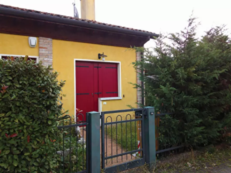 Immagine 1 di Appartamento in vendita  in Via San Rocco a Roncade