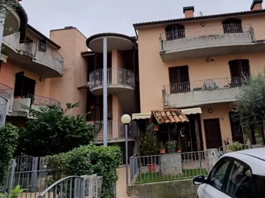 Immagine 2 di Appartamento in vendita  in Via dei Cartaginesi a Colli Al Metauro