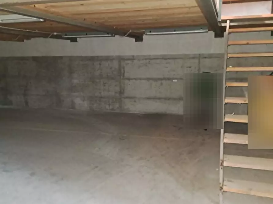 Immagine 3 di Magazzino in vendita  in Via Pause a Auronzo Di Cadore