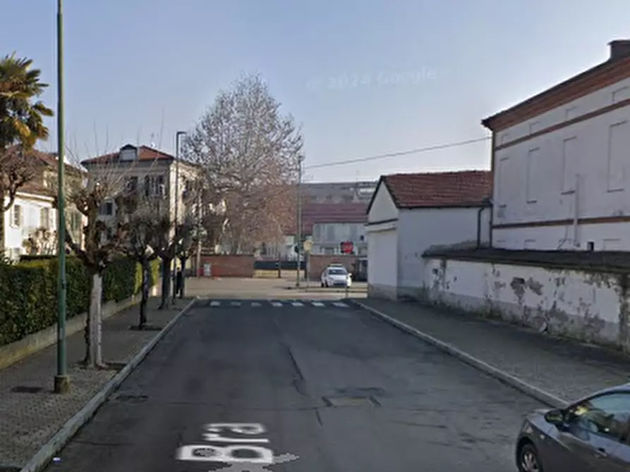 Immagine 6 di Posto auto in vendita  in Via Bra a Asti