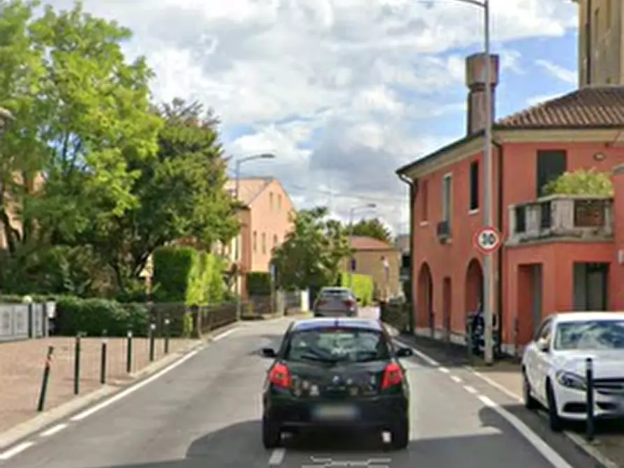 Immagine 9 di Garage in vendita  in Viale Quattro Novembre a Treviso