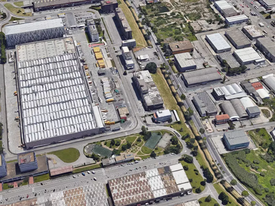 Immagine 5 di Ufficio in vendita  in Via Tevere  a Sesto Fiorentino