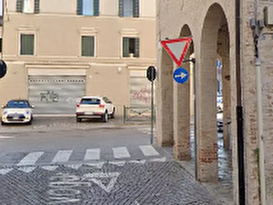 Immagine 10 di Appartamento in vendita  in Via Avogari a Treviso