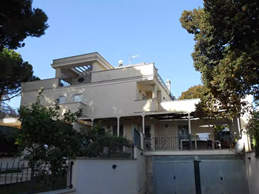 Immagine 13 di Appartamento in vendita  in Via Achille Grandi a Genzano Di Roma