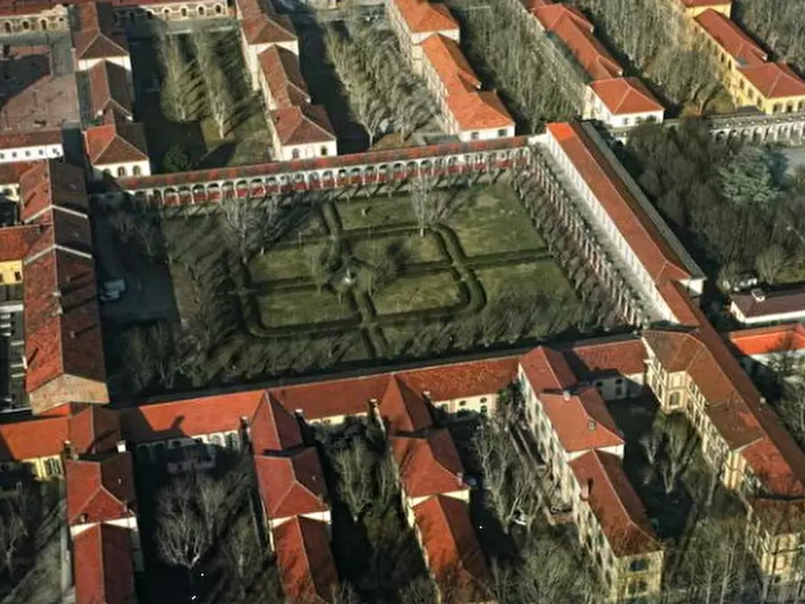 Immagine 2 di Appartamento in vendita  in Via Carlo Alberto a Torino