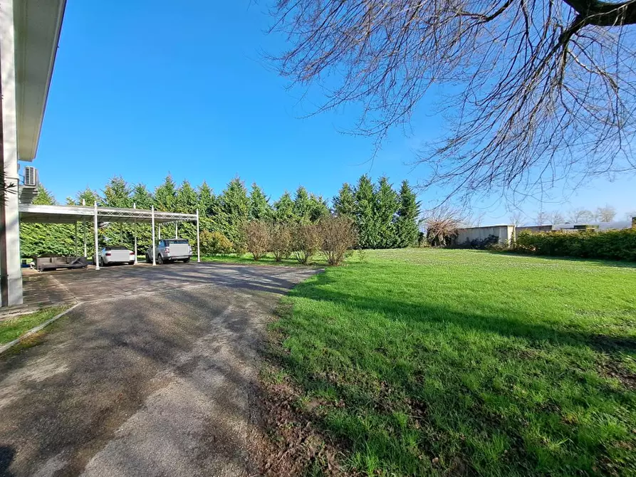 Immagine 32 di Villa in vendita  in Via Pietro Zorutti a San Giorgio Della Richinvelda