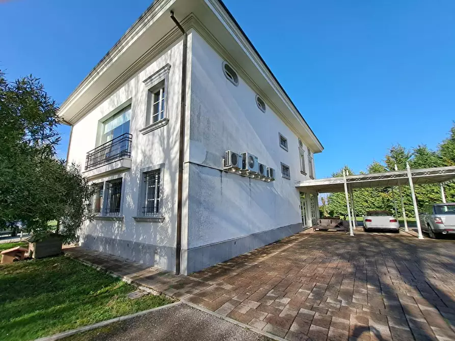 Immagine 3 di Villa in vendita  in Via Pietro Zorutti a San Giorgio Della Richinvelda