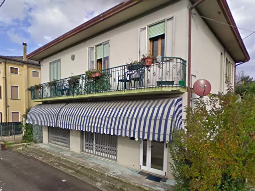 Immagine 6 di Appartamento in vendita  in Via Cornio a Camponogara