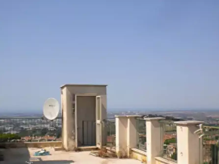 Immagine 2 di Appartamento in vendita  in Corso Giacomo Matteotti a Albano Laziale