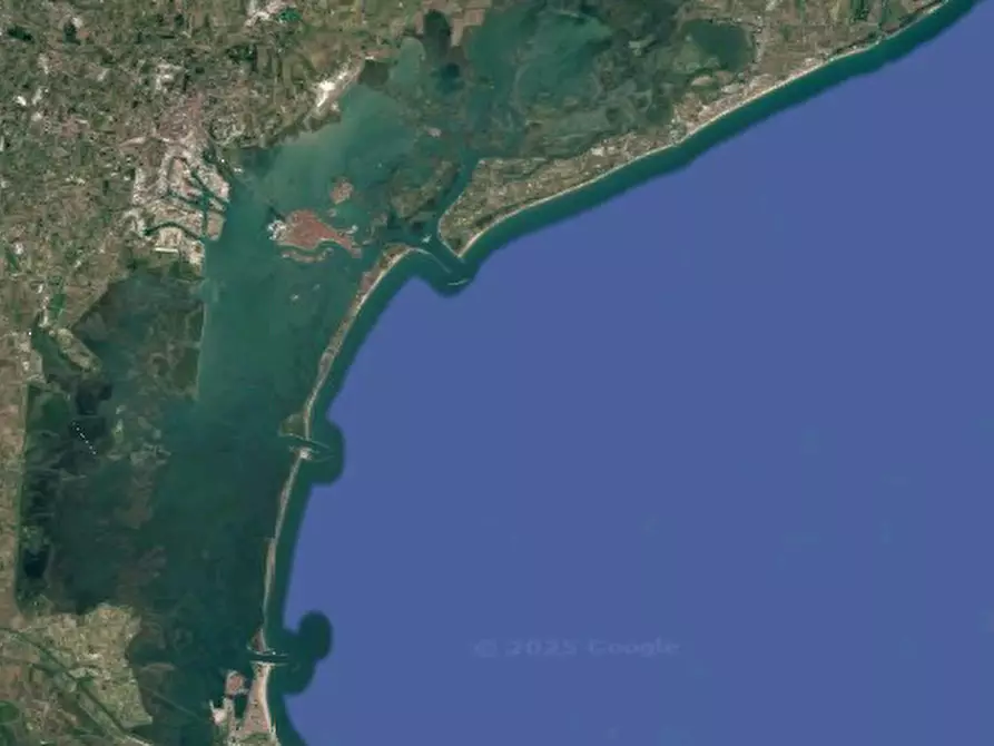 Immagine 34 di Porzione di casa in vendita  in San Piero in Volta  a Venezia