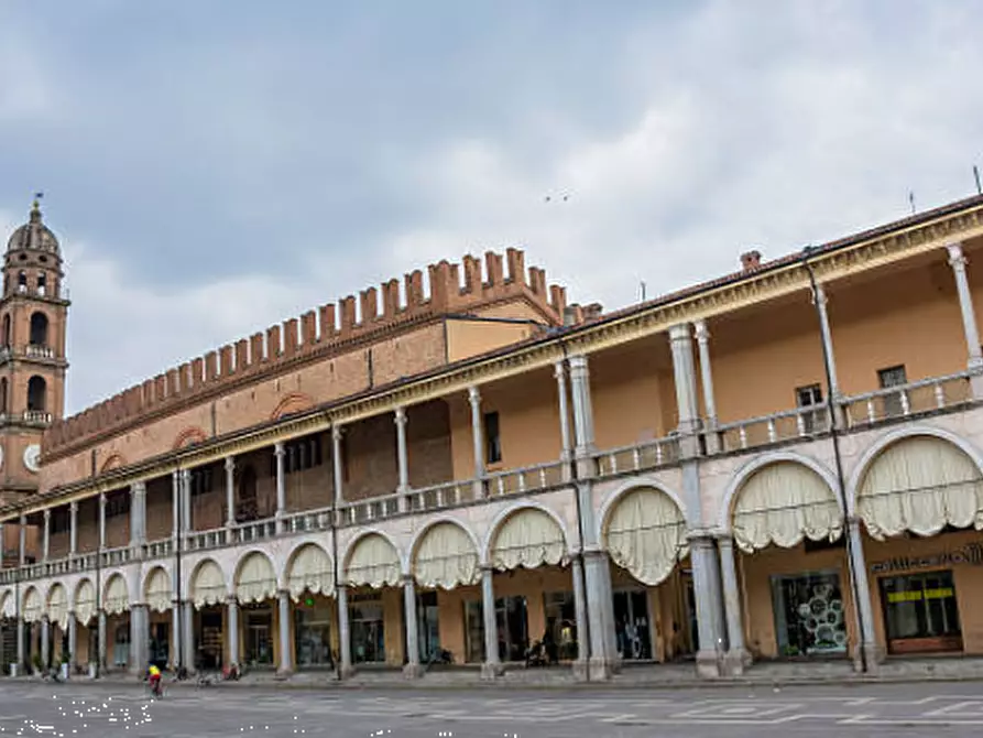 Immagine 7 di Appartamento in vendita  in Località Lugo a Lugo