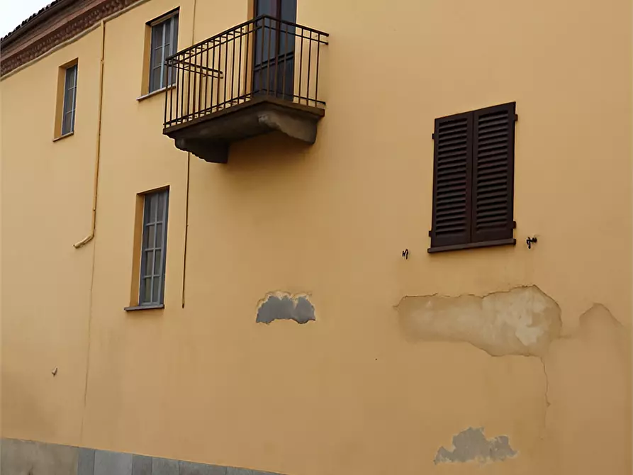 Immagine 2 di Appartamento in vendita  in via Roma  a Revigliasco D'asti