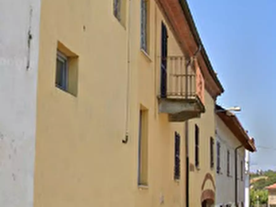 Immagine 3 di Appartamento in vendita  in via Roma  a Revigliasco D'asti