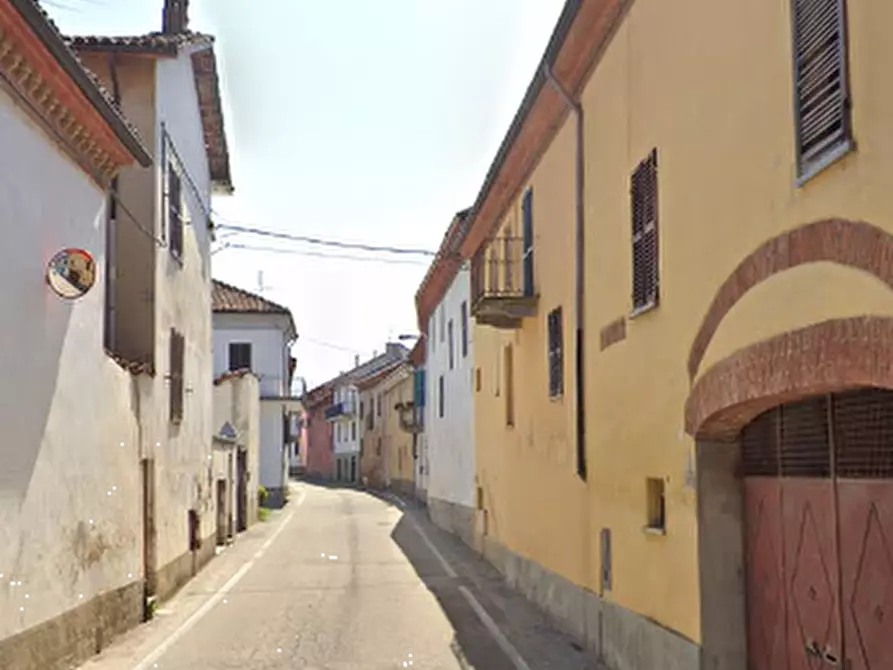 Immagine 9 di Appartamento in vendita  in via Roma  a Revigliasco D'asti