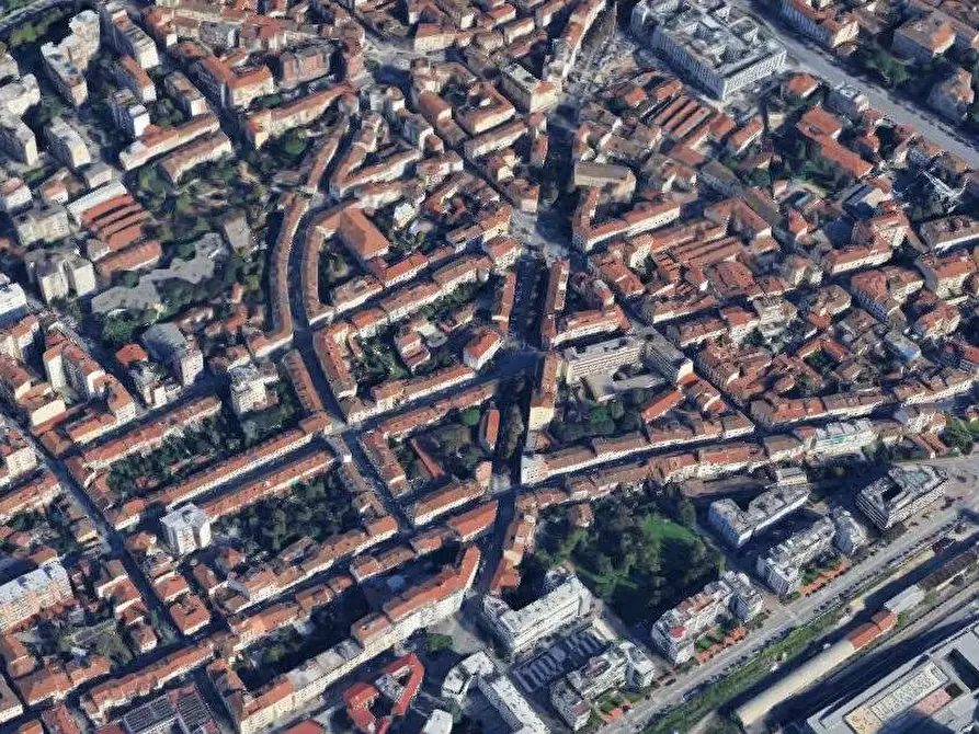 Immagine 9 di Negozio in vendita  in Via Benedetto Marcello a Firenze