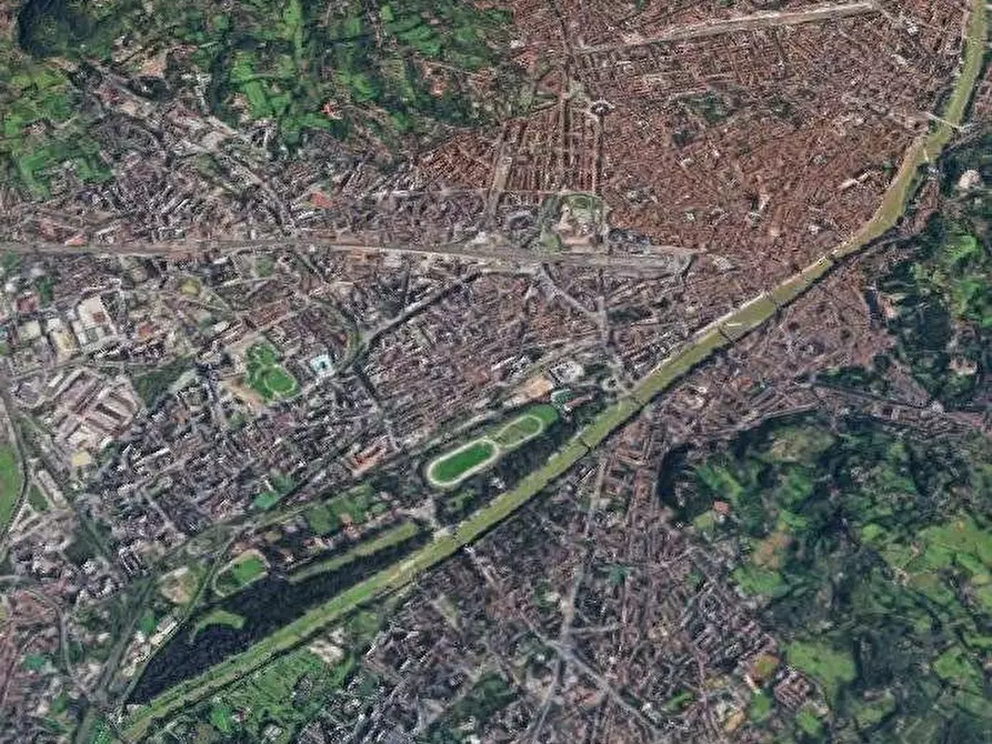 Immagine 11 di Negozio in vendita  in Via Benedetto Marcello a Firenze