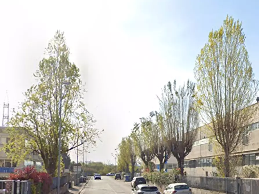 Immagine 15 di Laboratorio in vendita  in Via dei Ceramisti a Lastra A Signa