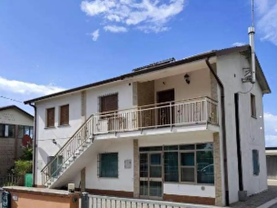 Immagine 4 di Porzione di casa in vendita  in Strada Jolanda Bonaglia a Jolanda Di Savoia