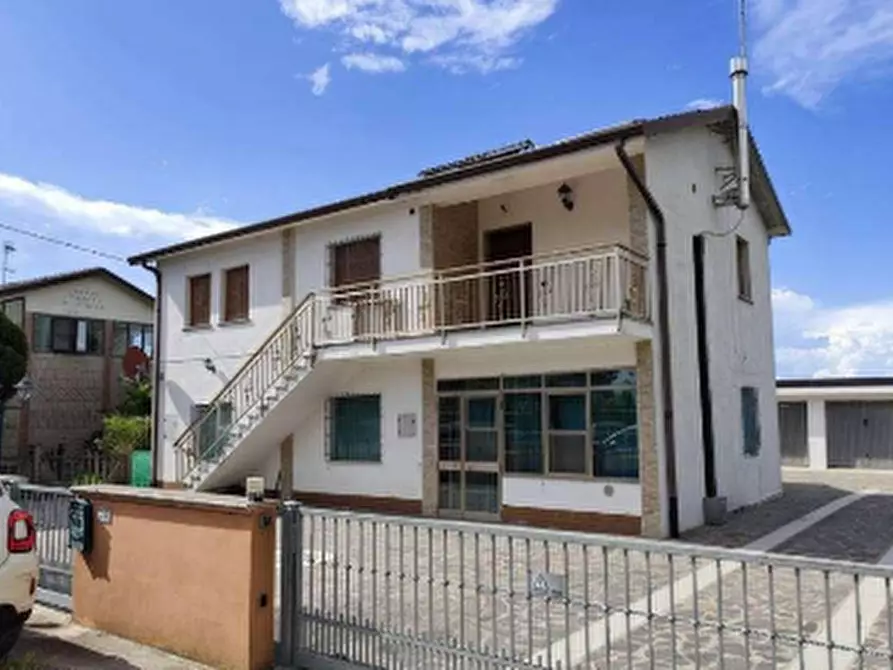 Immagine 6 di Porzione di casa in vendita  in Strada Jolanda Bonaglia a Jolanda Di Savoia