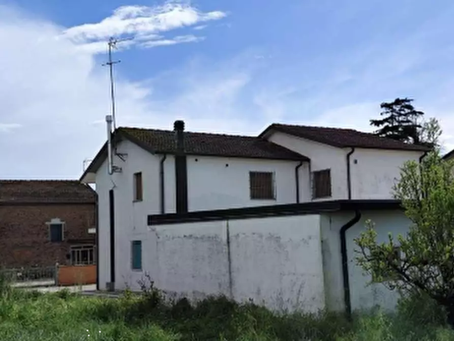 Immagine 10 di Porzione di casa in vendita  in Strada Jolanda Bonaglia a Jolanda Di Savoia