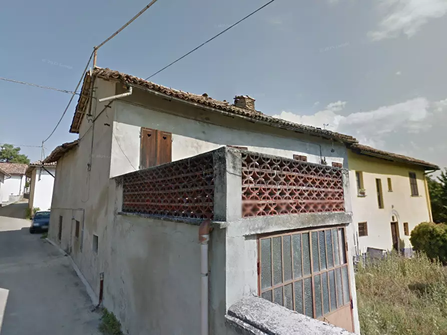 Immagine 11 di Casa indipendente in vendita  in Via Olmo a Castagnole Delle Lanze