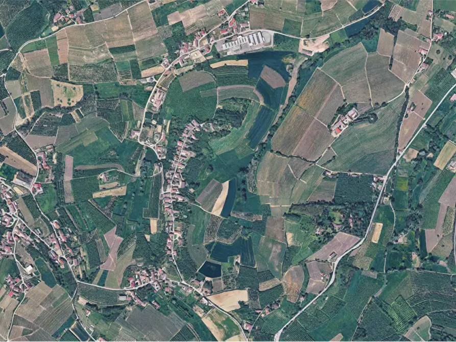 Immagine 19 di Casa indipendente in vendita  in Via Olmo a Castagnole Delle Lanze