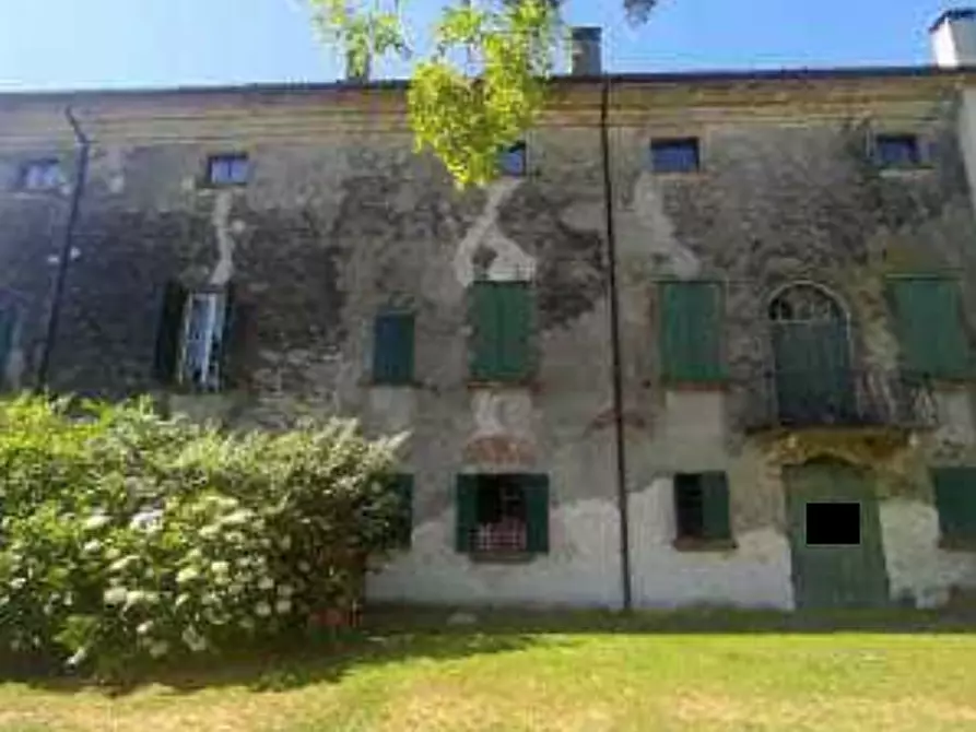 Immagine 2 di Stabile in vendita  in Via Provinciale a Gaiba