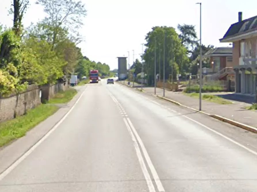 Immagine 8 di Stabile in vendita  in Via Provinciale a Gaiba