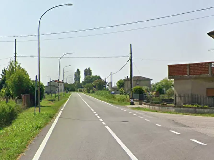 Immagine 11 di Laboratorio in vendita  in Via Provinciale a Ariano Nel Polesine