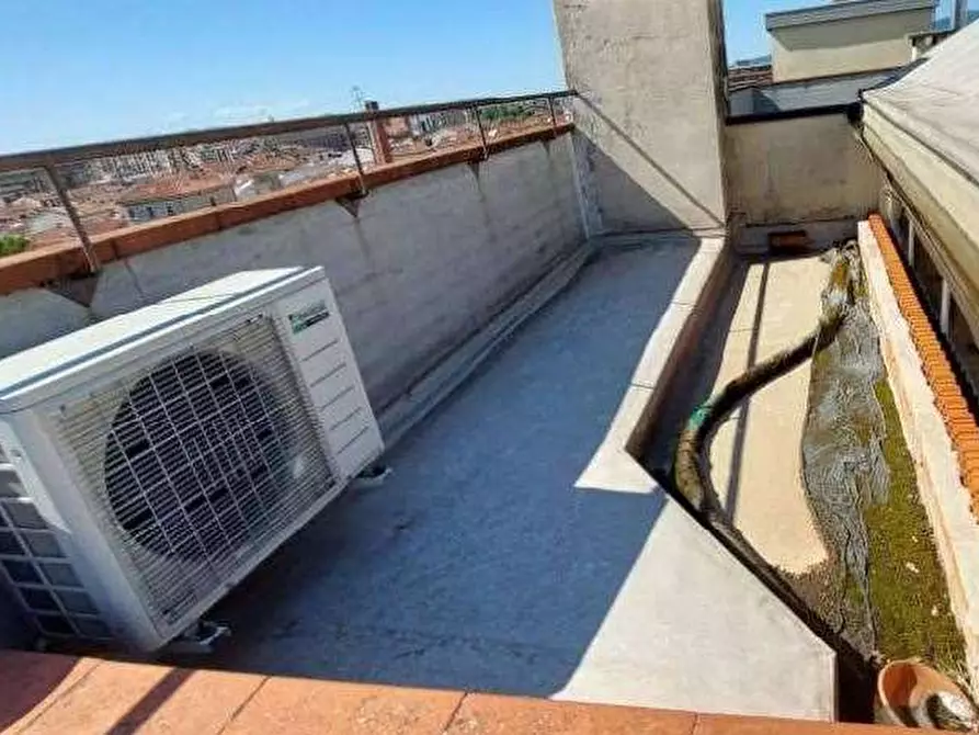 Immagine 7 di Appartamento in vendita  in Via Niccolò Tommaseo a Prato