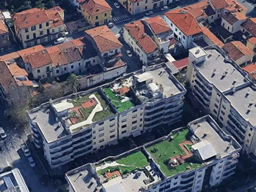 Immagine 14 di Appartamento in vendita  in Via Niccolò Tommaseo a Prato