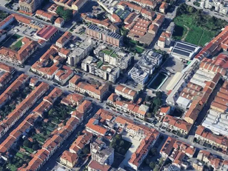 Immagine 16 di Appartamento in vendita  in Via Niccolò Tommaseo a Prato