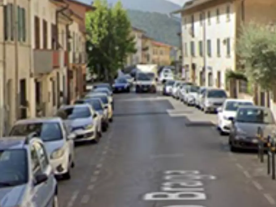 Immagine 17 di Porzione di casa in vendita  in Via Giulio Braga a Vaiano