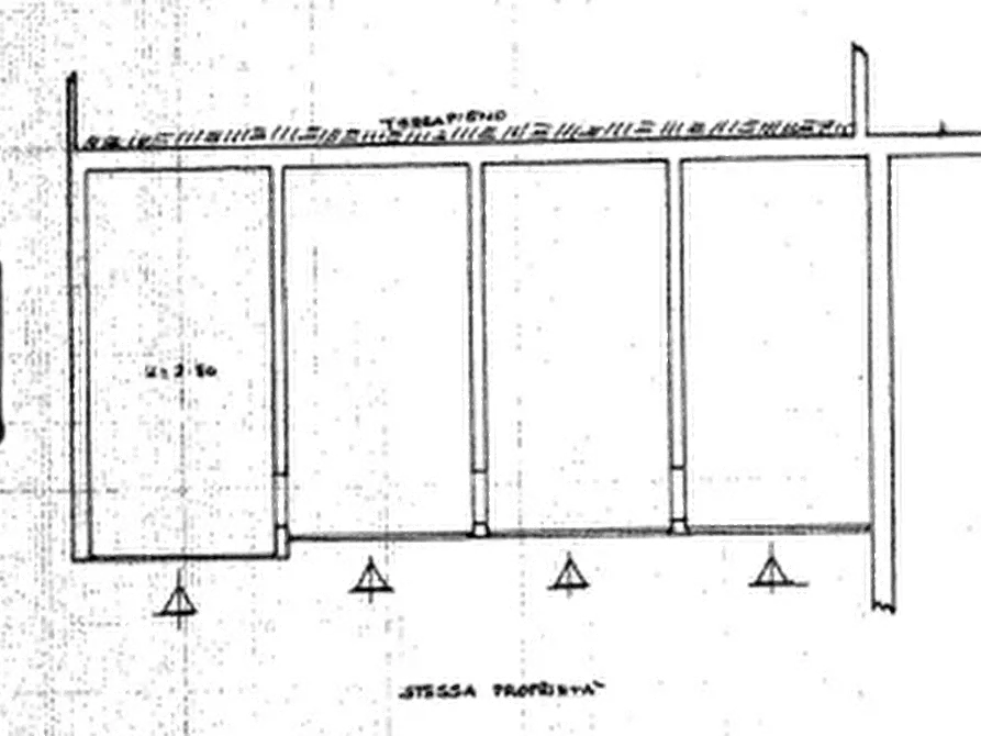 Immagine 15 di Laboratorio in vendita  in Via Lago di Nemi a Montecompatri