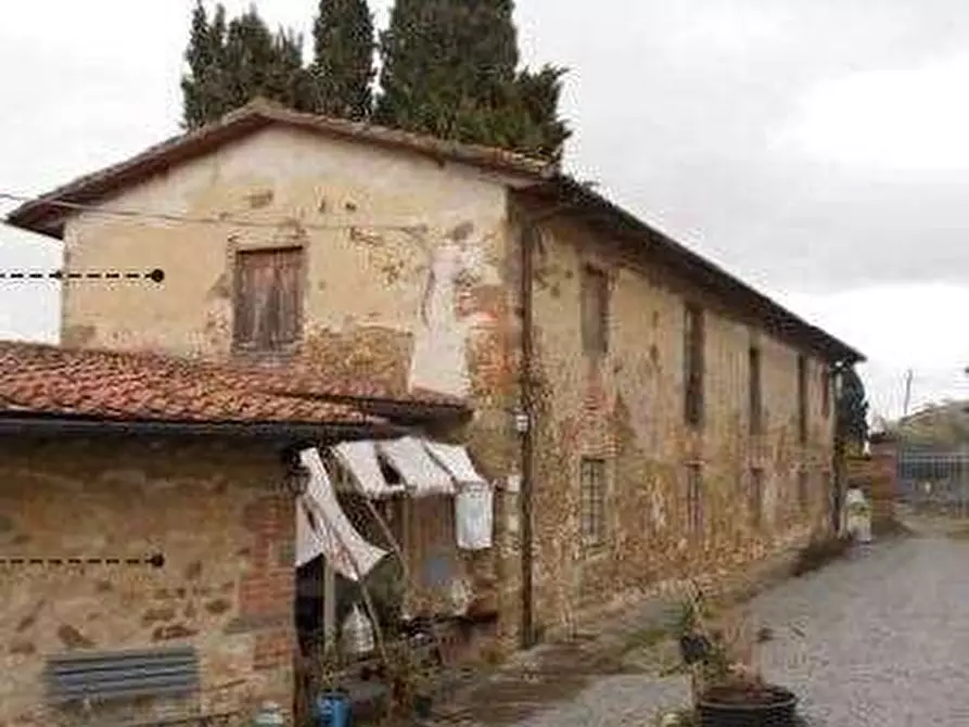 Immagine 9 di Stabile in vendita  in Figline e Incisa Valdarno  a Figline Valdarno