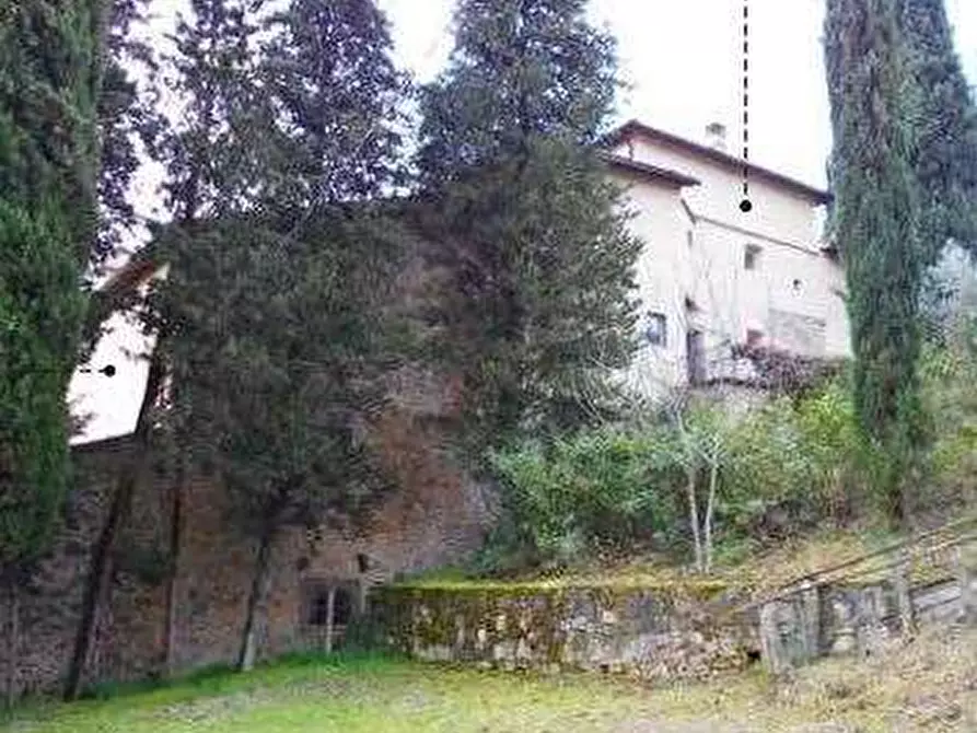 Immagine 16 di Stabile in vendita  in Figline e Incisa Valdarno  a Figline Valdarno