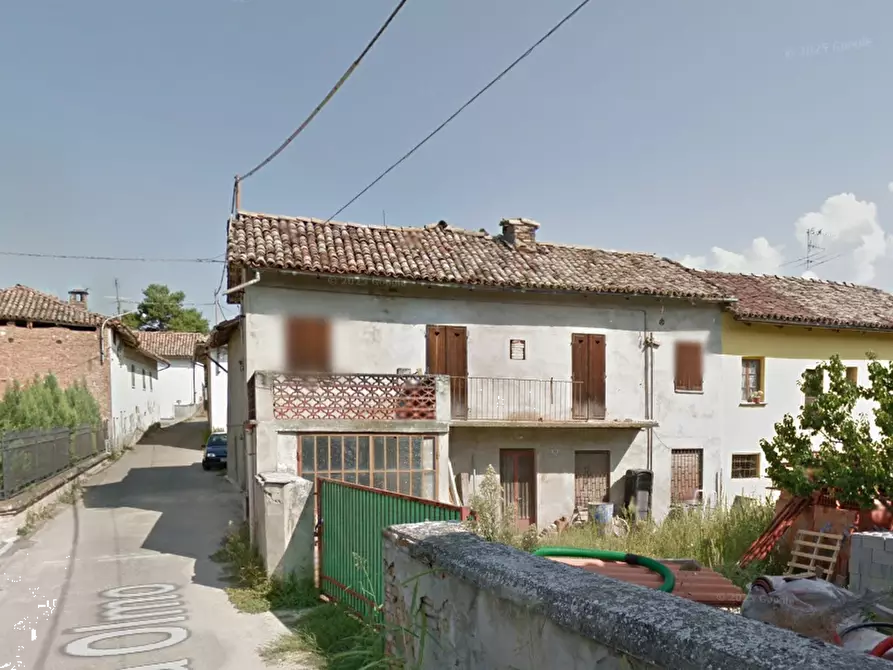 Immagine 1 di Casa indipendente in vendita  in Via Olmo a Castagnole Delle Lanze