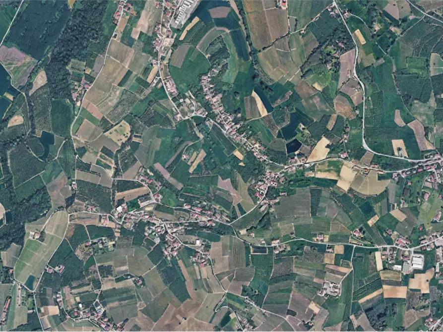 Immagine 26 di Casa indipendente in vendita  in Via Olmo a Castagnole Delle Lanze