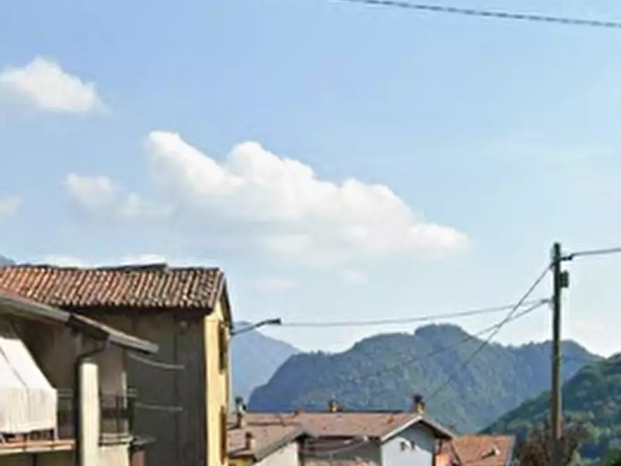 Immagine 6 di Appartamento in vendita  in Via Ambrogio Confalonieri a Ballabio