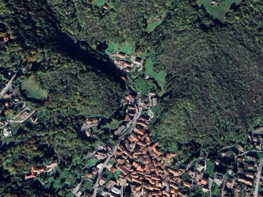 Immagine 10 di Appartamento in vendita  in Via Ambrogio Confalonieri a Ballabio