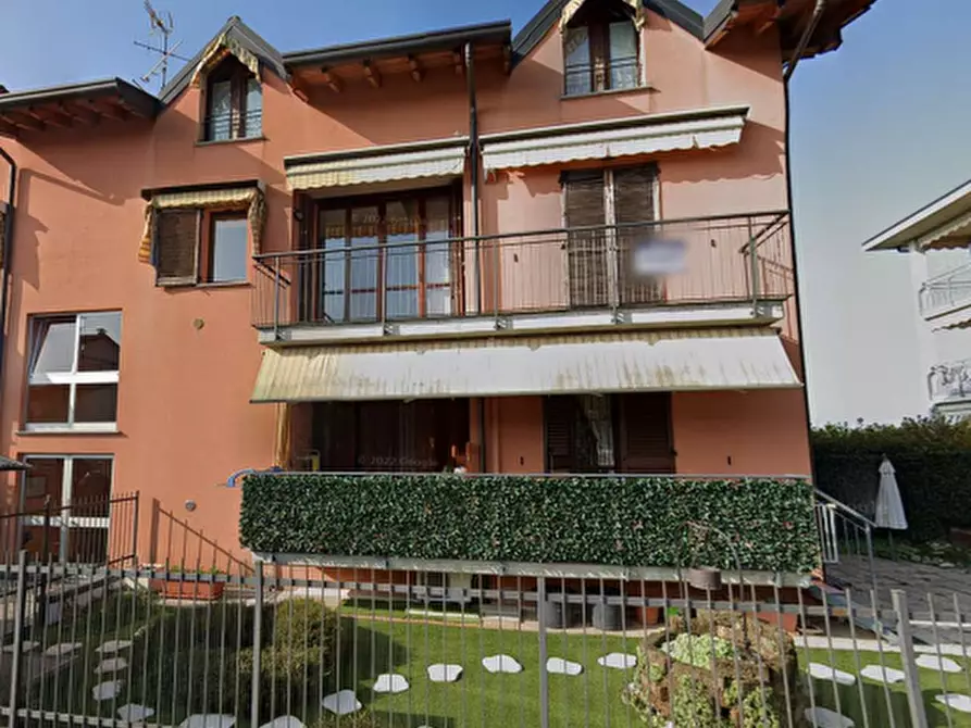Immagine 3 di Appartamento in vendita  in Via S. Michele a Venegono Inferiore