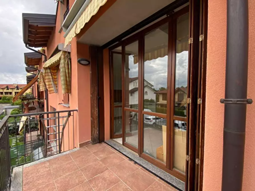 Immagine 7 di Appartamento in vendita  in Via S. Michele a Venegono Inferiore