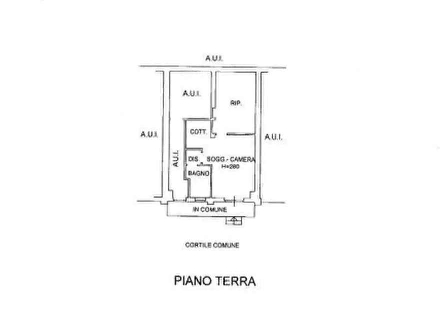 Immagine 6 di Appartamento in vendita  in Via Garibaldi a Venegono Superiore