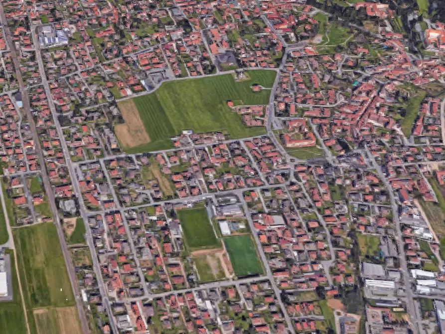 Immagine 13 di Appartamento in vendita  in Via Garibaldi a Venegono Superiore